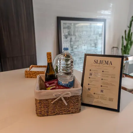 Apartment Spacious Seaside Sanctuary In The Heart Of With An Outdoor Terrace, In The Perfect Location *