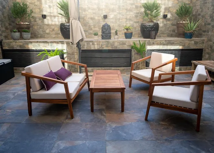 Spacious Seaside Sanctuary In The Heart Of With An Outdoor Terrace, In The Perfect Location * Sliema